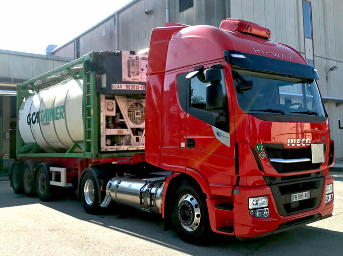intermodal transport of orange juice with temperature control tank container for liquid bulk transport
